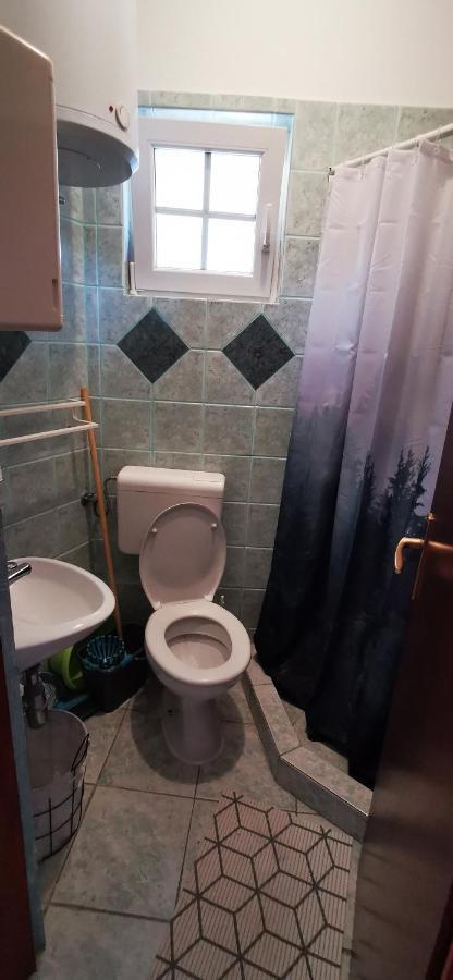 Apartmani Marija Kolan Exterior photo